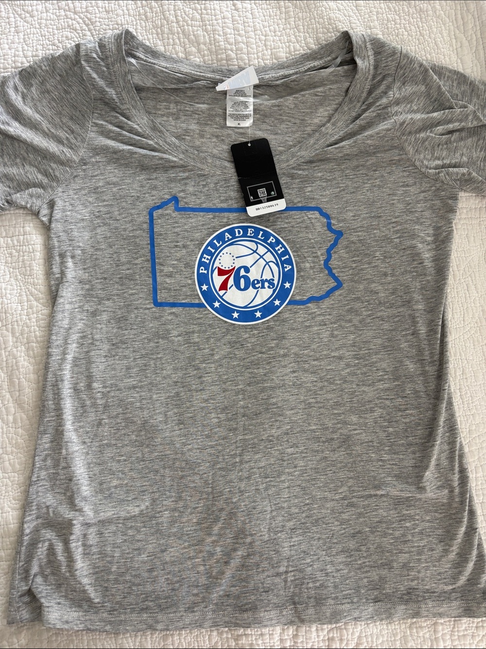 Philadelphia 76ers Gray Scoop Neck Women's Tee